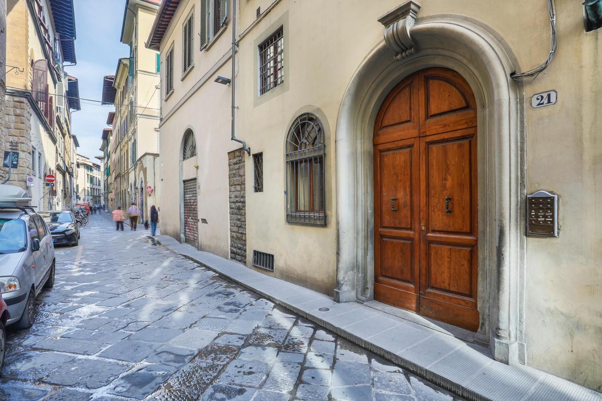 Pandolfini Courtyard Apartment Florence Exterior photo